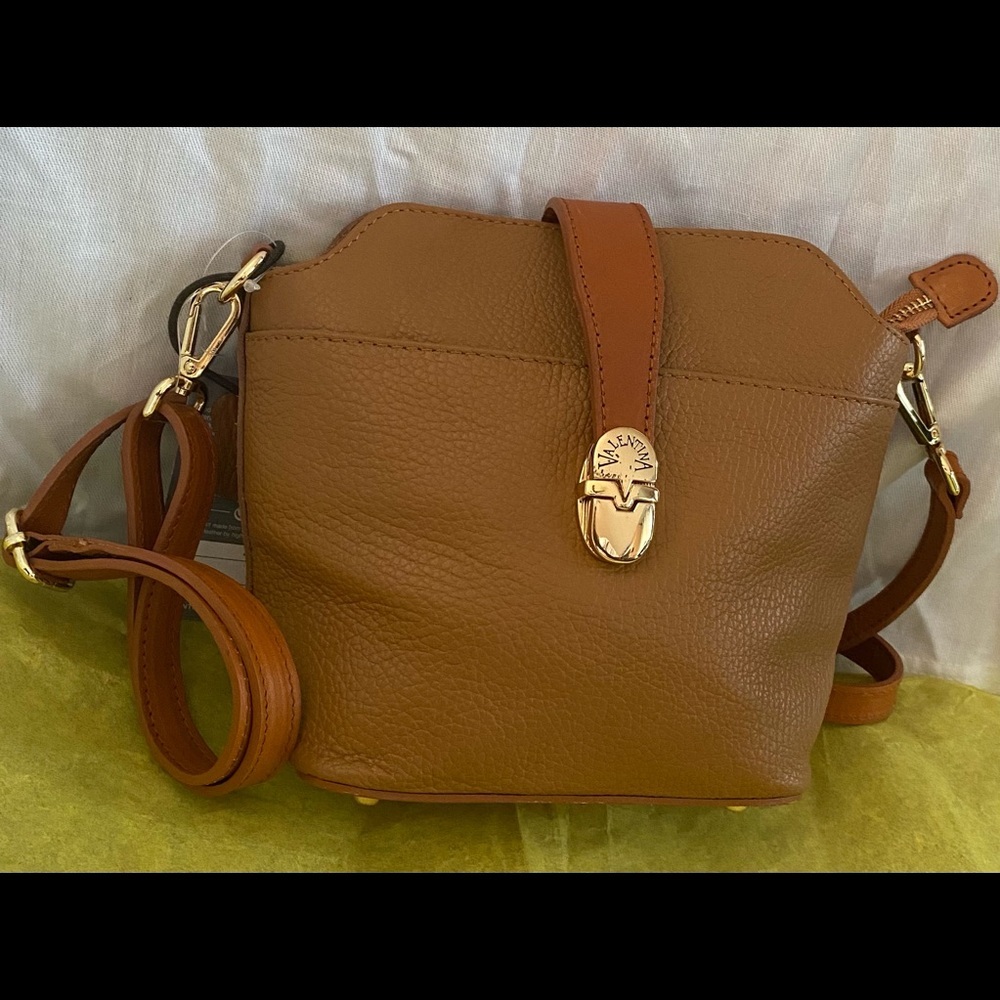 NWT Valentina Vachetta Bucket Crossbody